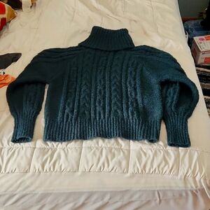 Women's dark green A New Day turtleneck cropped sweater,  size large